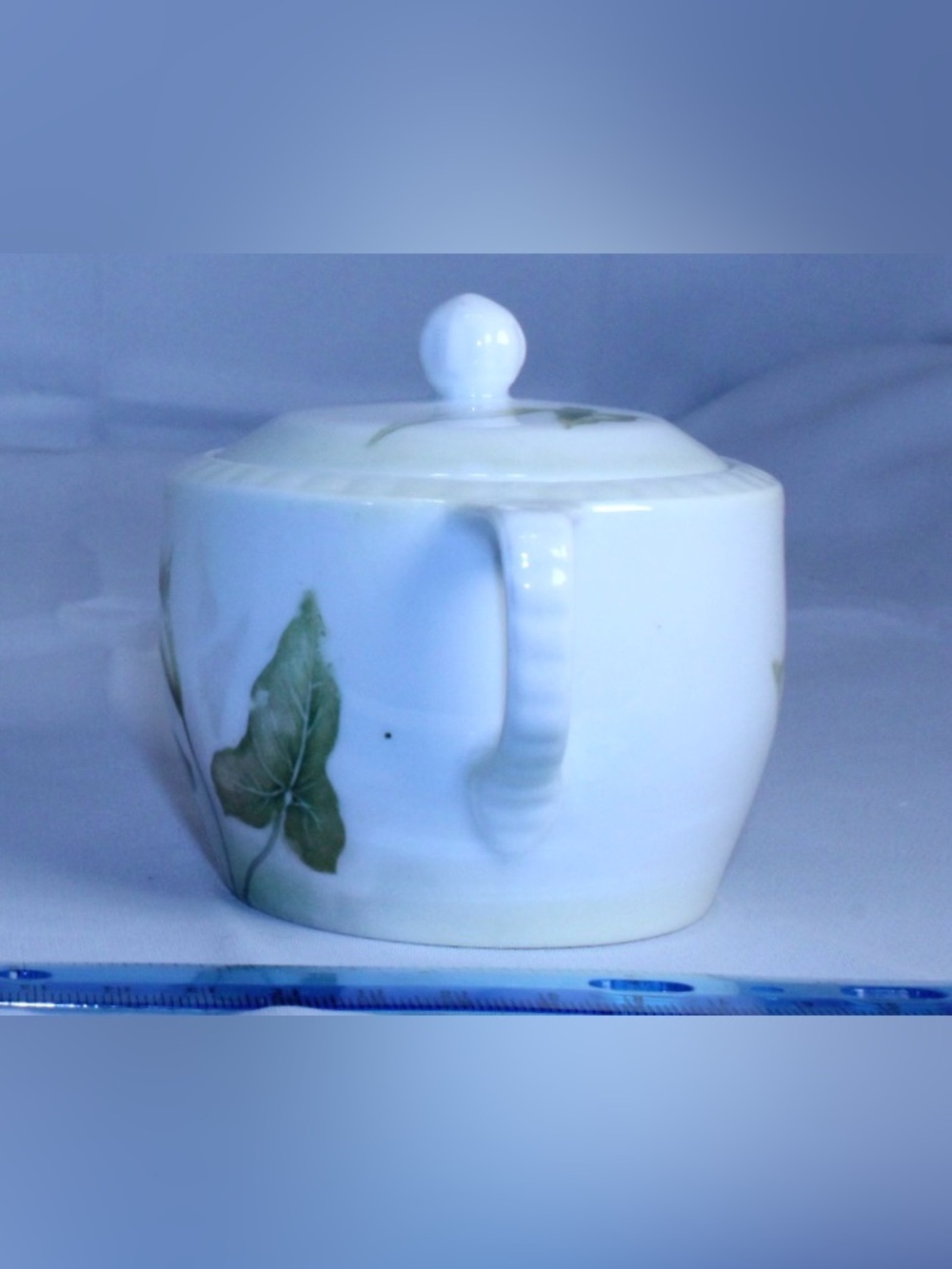 ANTIQUE White Porcelain Covered Sugar Bowl with Calla Lily GERMANY - Picture 2 of 8